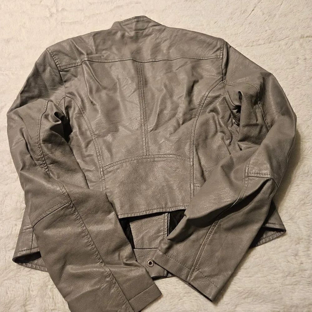 Metaphor jacket - Picture 9 of 9